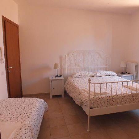 Il Torrione Bed & Breakfast Iesi Exterior photo
